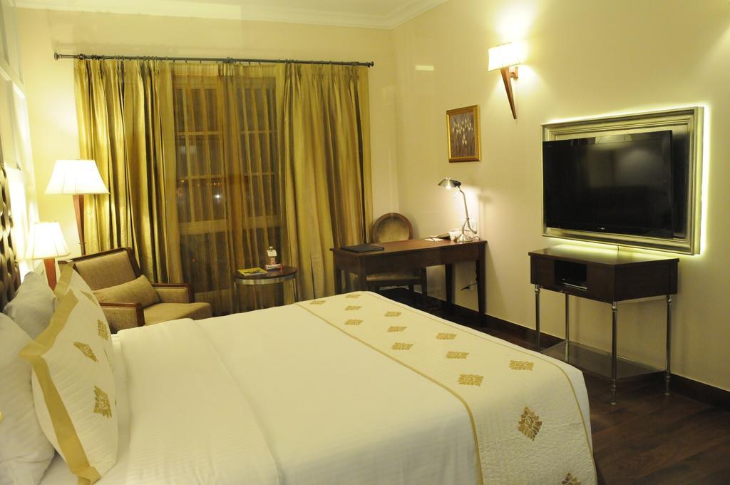 The Pllazio Hotel Γκουργκάον Εξωτερικό φωτογραφία