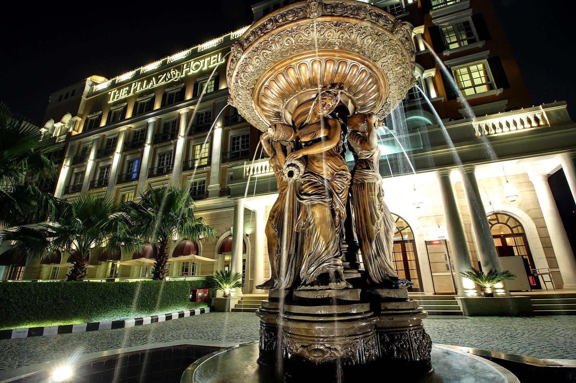 The Pllazio Hotel Γκουργκάον Εξωτερικό φωτογραφία
